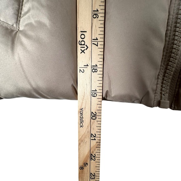 Old Navy Kids Puffer Vest Tan Zip Front Pockets Size Small 6 7 NWT - Picture 5 of 6